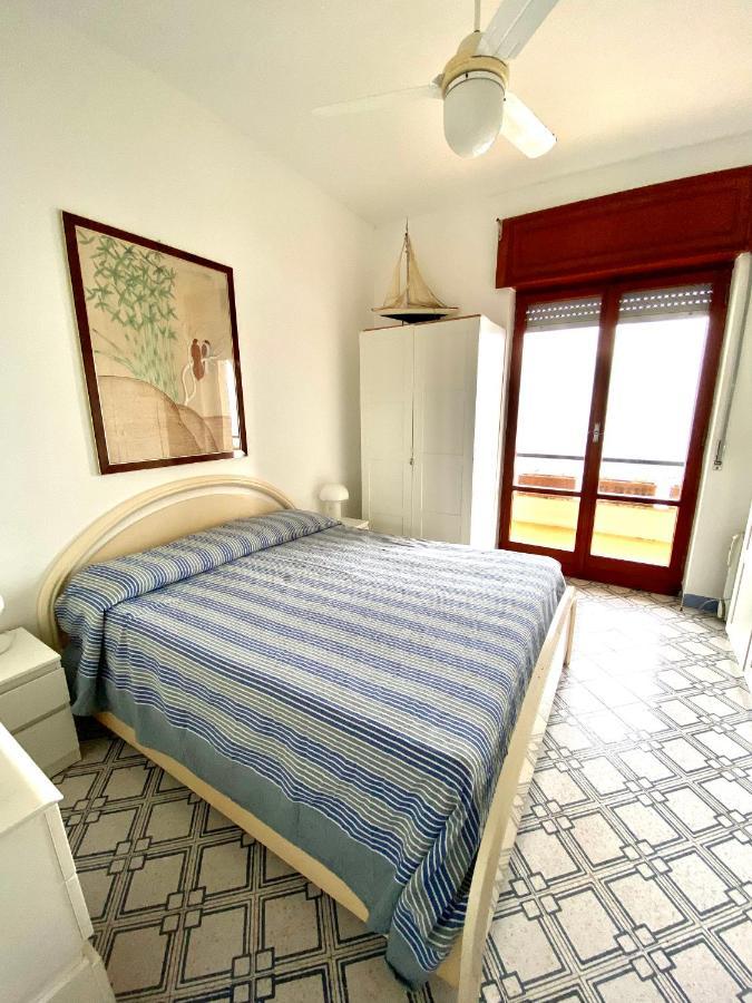 Lacco Ameno  Ischia - Panoramic Apartment On The Sea מראה חיצוני תמונה