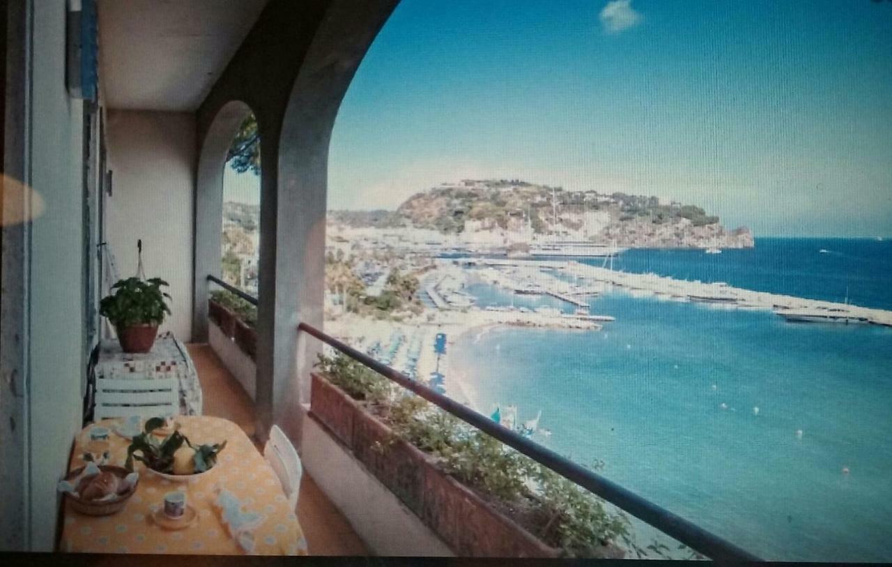 Lacco Ameno  Ischia - Panoramic Apartment On The Sea מראה חיצוני תמונה
