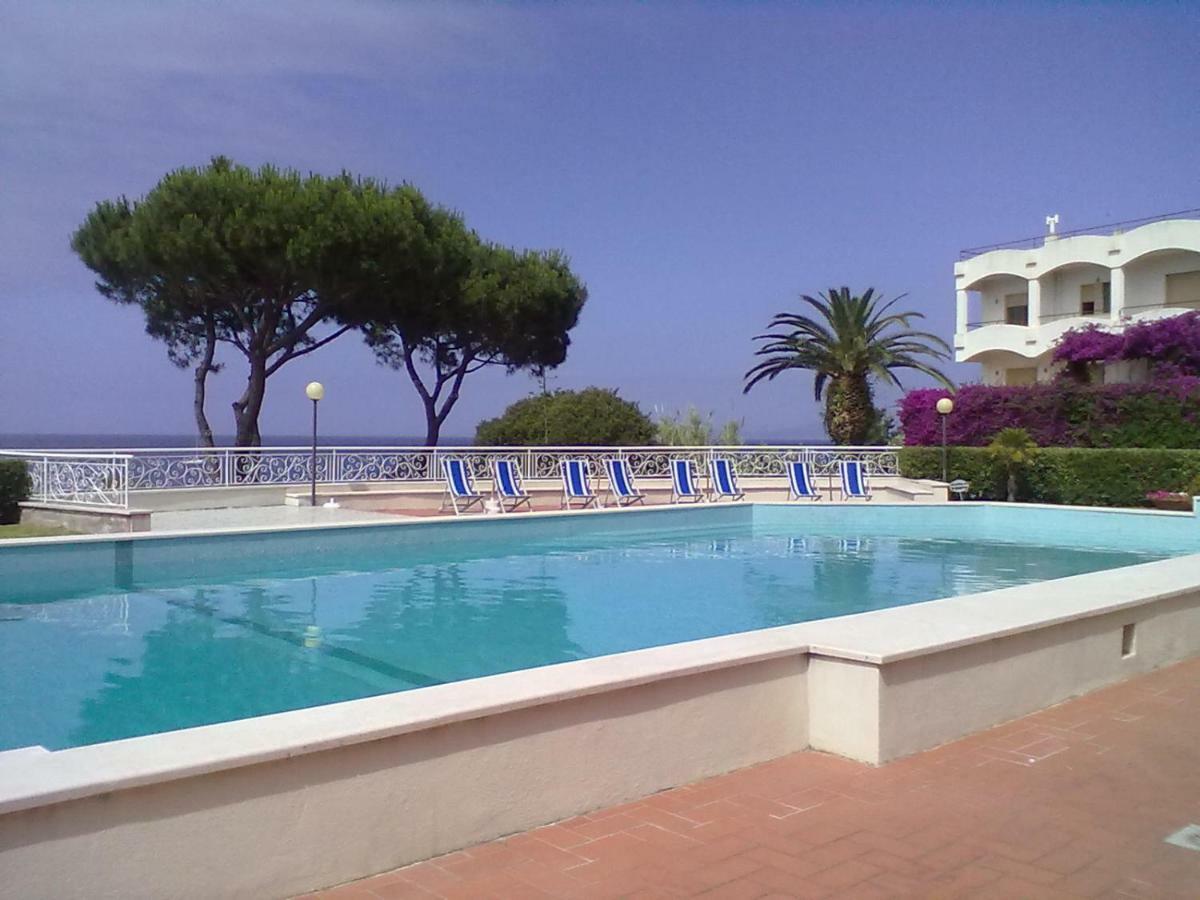 Lacco Ameno  Ischia - Panoramic Apartment On The Sea מראה חיצוני תמונה